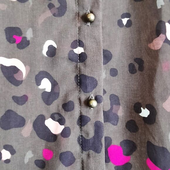 Forever 21/I Love H81 Sheer Lopard Print Blouse  Olive Green Multi Color… - Picture 5 of 6